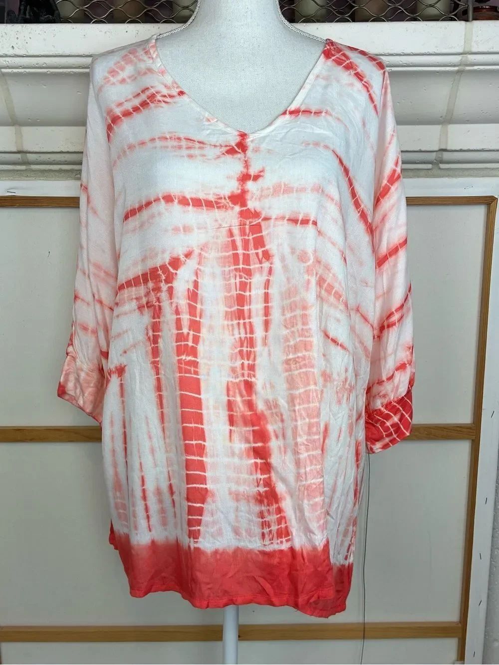 Soft Surroundings NWT Flowy Coral & White Tie-Dye V-Neck Tunic oversized
